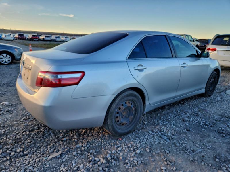 4T1BE46KX8U228274 - 2008 TOYOTA CAMRY CE SILVER photo 3