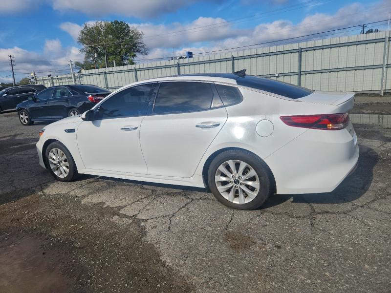 5XXGT4L39JG227383 - 2018 KIA OPTIMA LX თეთრი ფოტო 2