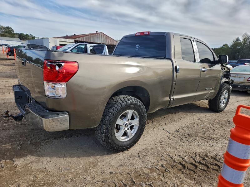 5TFRM5F19DX063233 - 2013 TOYOTA TUNDRA DOUBLE CAB SR5 BROWN photo 3