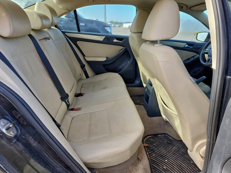 3VWDX7AJ5CM460749 - 2012 VOLKSWAGEN JETTA SE BLACK photo 10