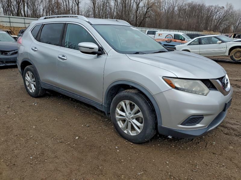 KNMAT2MV4GP630196 - 2016 NISSAN ROGUE S SILVER photo 4