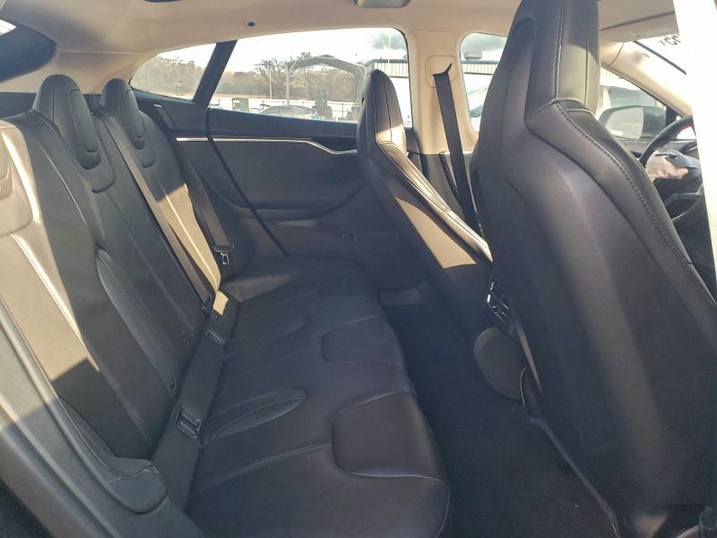 5YJSA1DN0DFP04207 - 2013 TESLA MODEL S أسود صورة 10