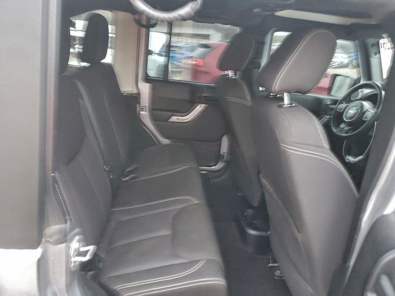 1C4BJWEGXEL219715 - 2014 JEEP WRANGLER U SAHARA Plata foto 10