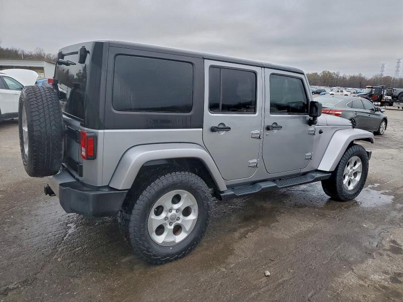 1C4BJWEGXEL219715 - 2014 JEEP WRANGLER U SAHARA Plata foto 3