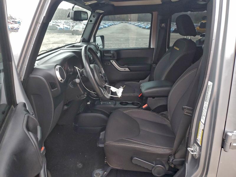 1C4BJWEGXEL219715 - 2014 JEEP WRANGLER U SAHARA Plata foto 7