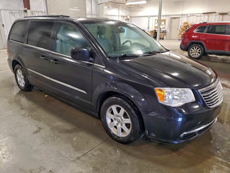 2C4RC1BG7CR134707 - 2012 CHRYSLER TOWN & COU TOURING BLACK photo 4