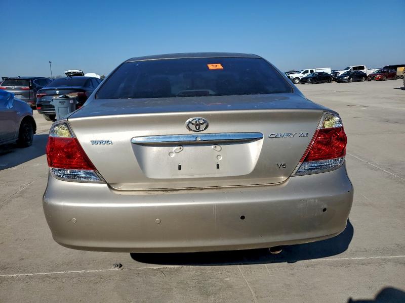 JTDBF32K250162050 - 2005 TOYOTA CAMRY LE TAN photo 6