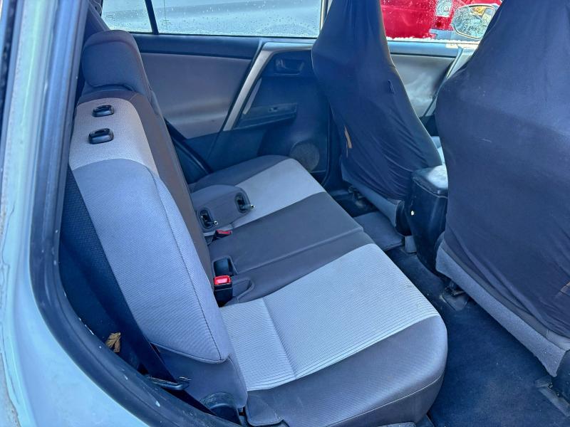 2T3BFREV0FW335246 - 2015 TOYOTA RAV4 LE WHITE photo 6