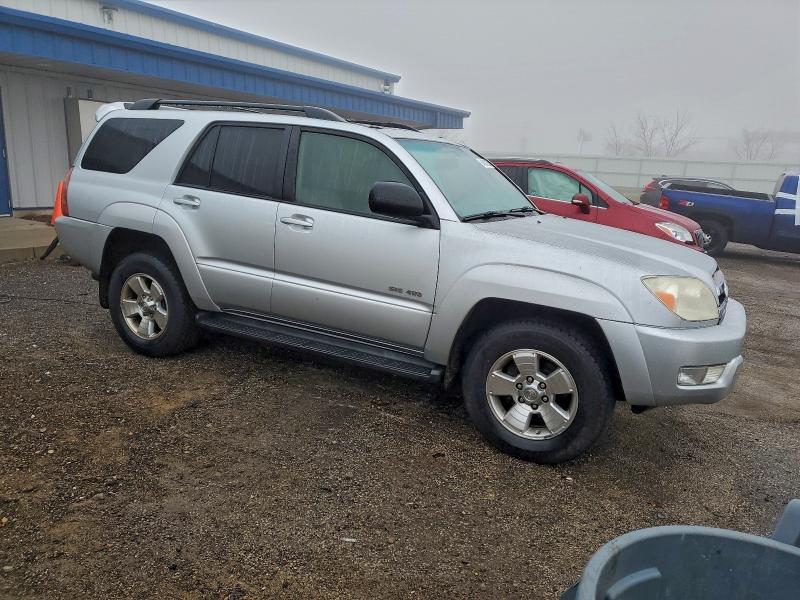 JTEBU14R950069672 - 2005 TOYOTA 4RUNNER SR5 SILVER photo 4