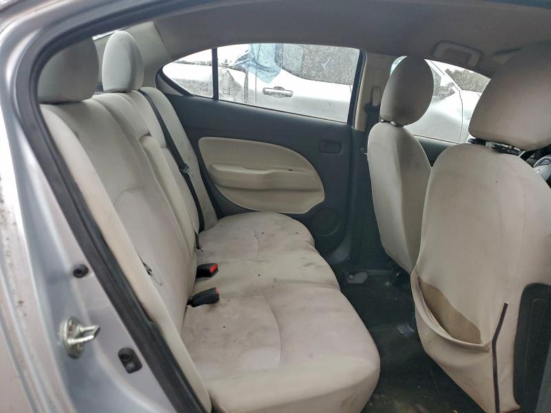 ML32F3FJ7HHF07425 - 2017 MITSUBISHI MIRAGE G4 ES SILVER photo 10