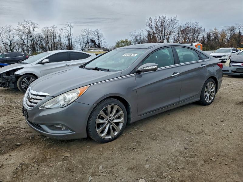 2013 HYUNDAI SONATA SE, 