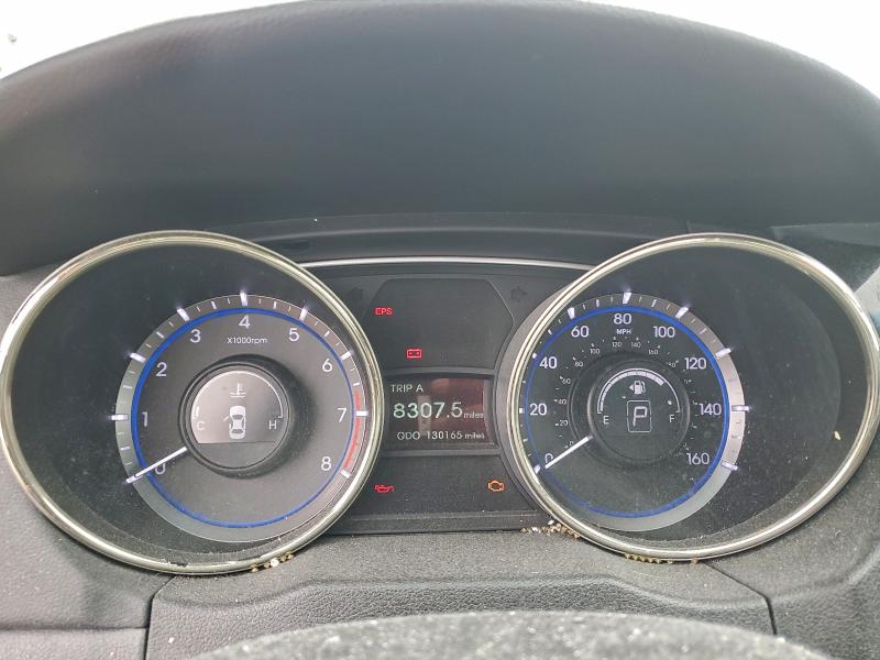 5NPEC4AB0DH559609 - 2013 HYUNDAI SONATA SE 灰色 照片 9