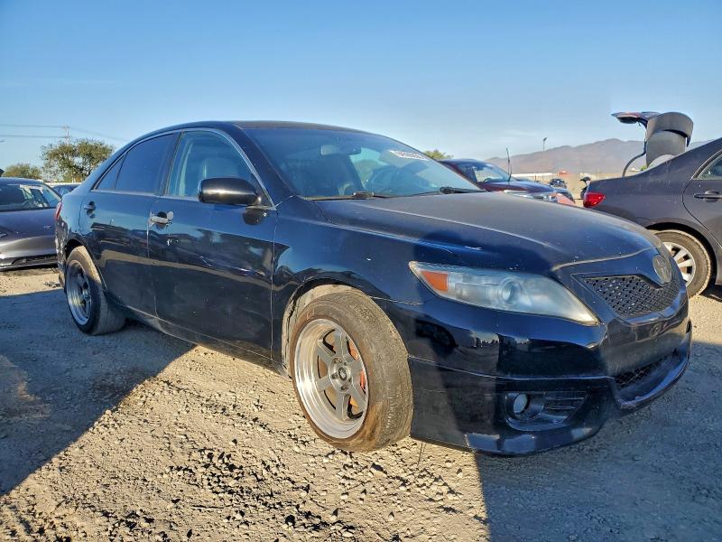 4T1BF3EK5BU176388 - 2011 TOYOTA CAMRY BASE BLACK photo 4