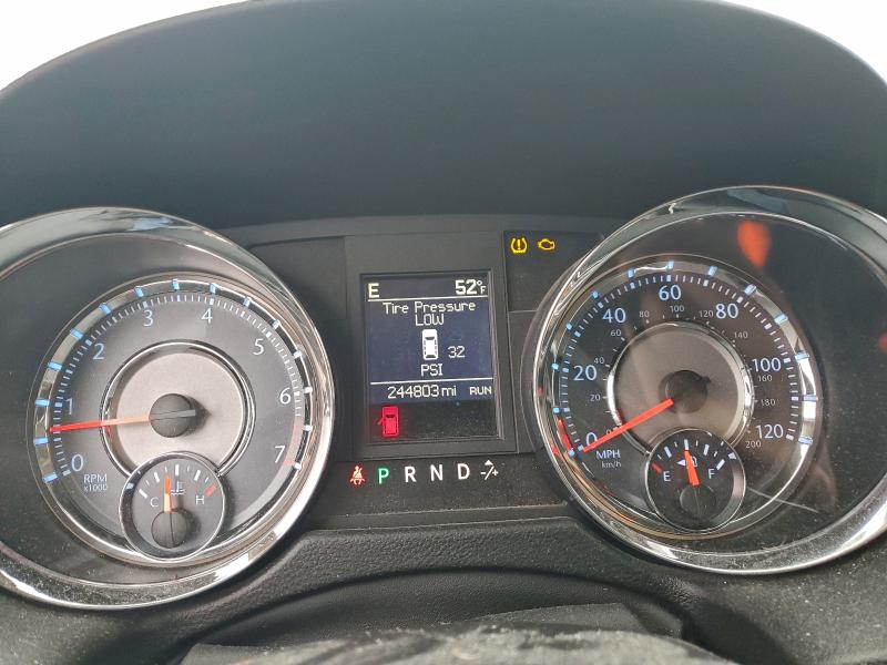 2C4RC1CG9CR278953 - 2012 CHRYSLER TOWN & COU TOURING L TAN photo 9