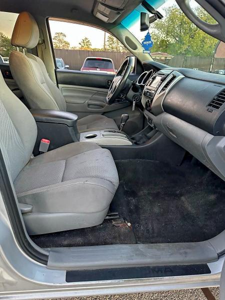 3TMLU4EN6DM109174 - 2013 TOYOTA TACOMA DOUBLE CAB Srebrny zdjęcie 5