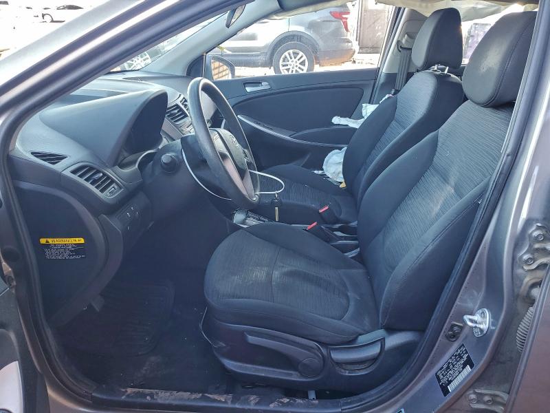 KMHCT5AE8HU363545 - 2017 HYUNDAI ACCENT SE Gris photo 7