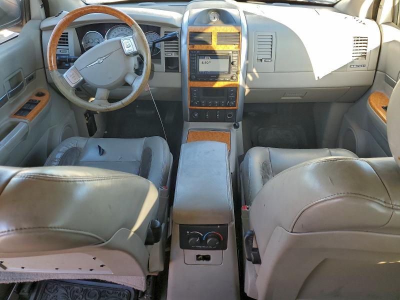 1A8HX58227F525370 - 2007 CHRYSLER ASPEN LIMITED BEIGE photo 8