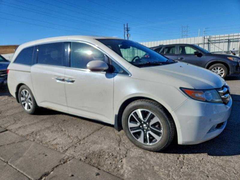 5FNRL5H95EB024723 - 2014 HONDA ODYSSEY TOURING WHITE photo 4