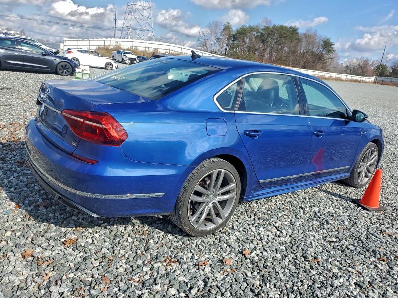 1VWDT7A32HC018484 - 2017 VOLKSWAGEN PASSAT R-LINE Blau Foto 3