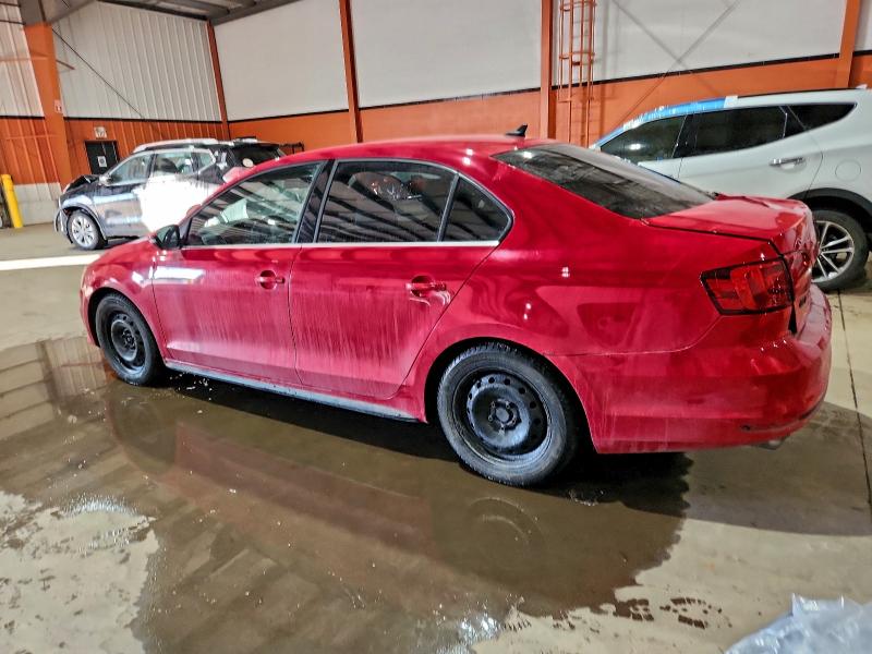 3VW567AJ5DM383017 - 2013 VOLKSWAGEN JETTA GLI RED photo 2