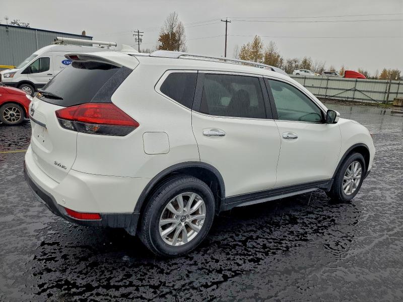 KNMAT2MVXKP500190 - 2019 NISSAN ROGUE S WHITE photo 3