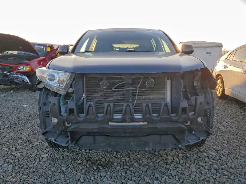5TDZA3EH3DS043948 - 2013 TOYOTA HIGHLANDER BASE GRAY photo 5