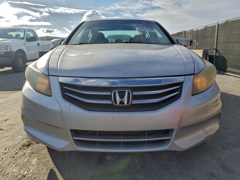 1HGCP2F89CA161450 - 2012 HONDA ACCORD EXL SILVER photo 5