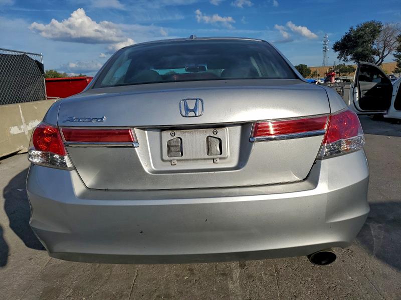 1HGCP2F89CA161450 - 2012 HONDA ACCORD EXL SILVER photo 6