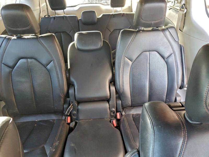 2C4RC1EG5HR622749 - 2017 CHRYSLER PACIFICA TOURING L PLUS GRAY photo 10