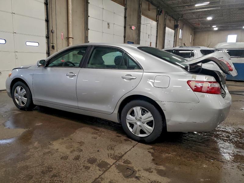 4T4BE46K09R122956 - 2009 TOYOTA CAMRY BASE SILVER photo 2