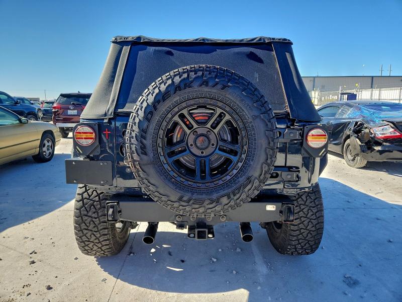 1C4AJWAG8HL509084 - 2017 JEEP WRANGLER SPORT GRAY photo 6