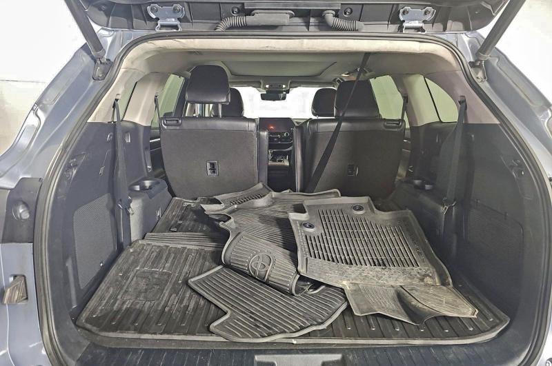 5TDKDRBH6PS039865 - 2023 TOYOTA HIGHLANDER L ლურჯი ფოტო 11