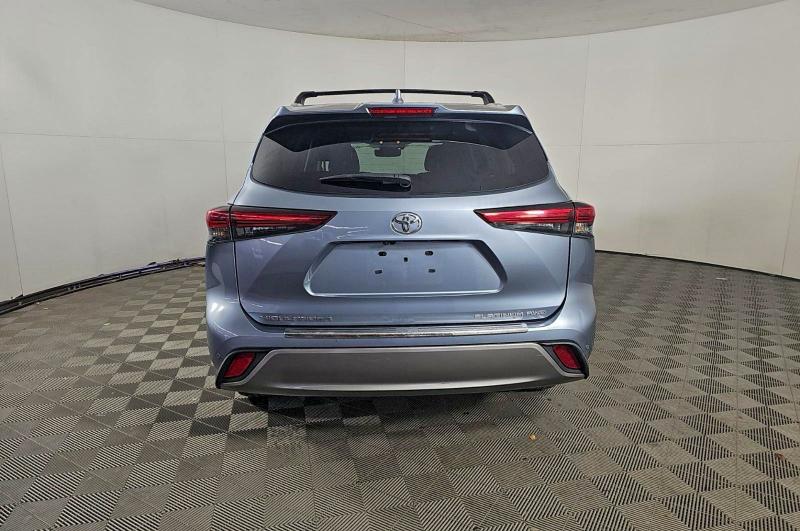 5TDKDRBH6PS039865 - 2023 TOYOTA HIGHLANDER L ლურჯი ფოტო 13