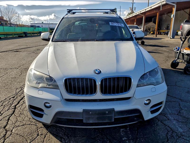 5UXZV4C52CL990450 - 2012 BMW X5 XDRIVE35I أبيض صورة 5