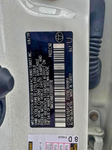 NMTKHMBX5KR099318 - 2019 TOYOTA C-HR XLE Белый фото 10