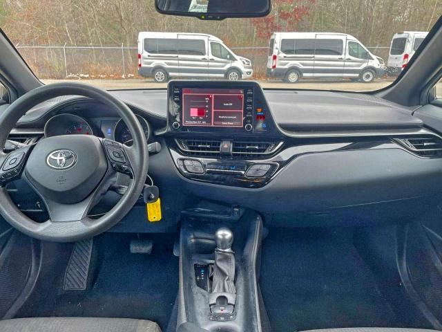 NMTKHMBX5KR099318 - 2019 TOYOTA C-HR XLE Белый фото 9