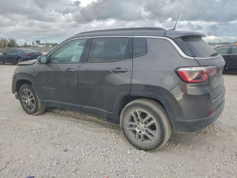3C4NJCBB4KT726341 - 2019 JEEP COMPASS LATITUDE 灰色 照片 2