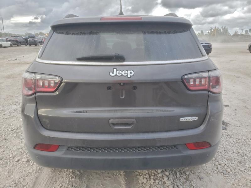 3C4NJCBB4KT726341 - 2019 JEEP COMPASS LATITUDE 灰色 照片 6