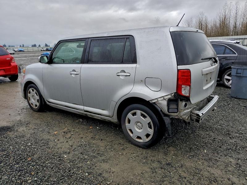 JTLZE4FE6DJ043300 - 2013 TOYOTA SCION XB 银色 照片 2