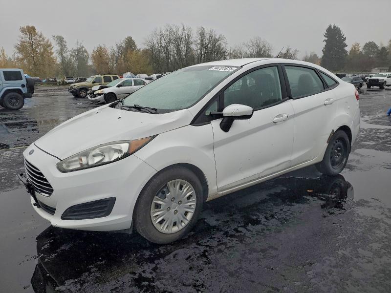 2015 FORD FIESTA S, 