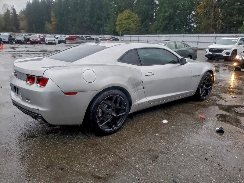 2G1FA1EV5A9184918 - 2010 CHEVROLET CAMARO LS SILVER photo 3