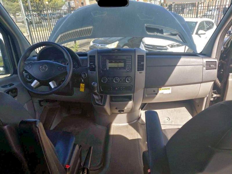 8BRPE7DD0GE130300 - 2016 MERCEDES-BENZ SPRINTER 2500 黑色 照片 9