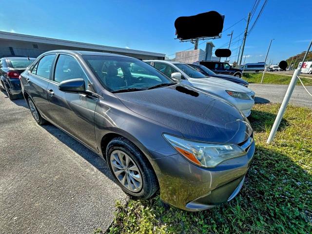 2015 TOYOTA CAMRY LE, 