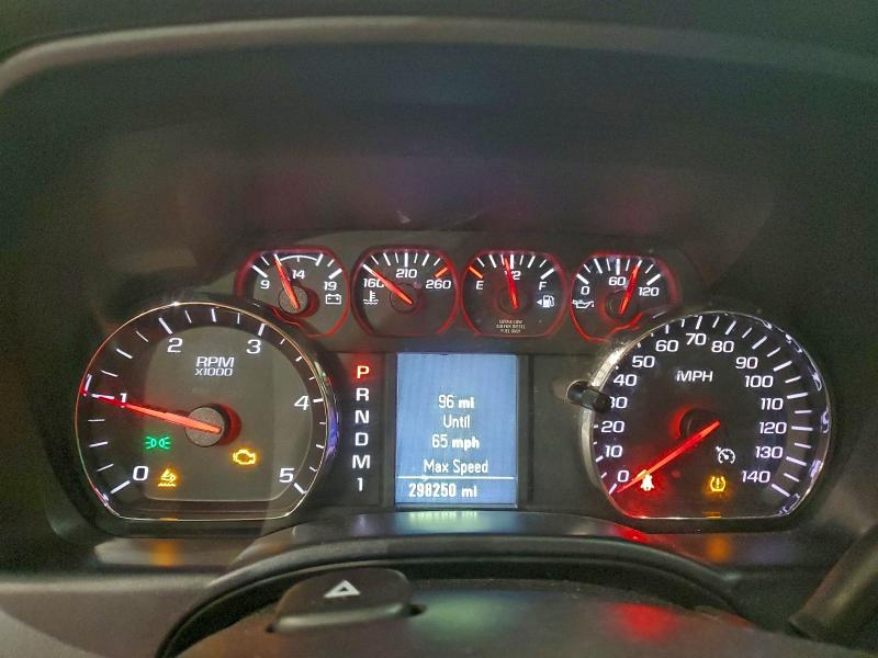 1GC1KUE86GF306406 - 2016 CHEVROLET SILVERADO K2500 HEAVY DUTY WHITE photo 9