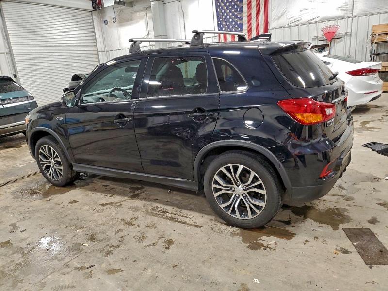 JA4AR3AU0JU017026 - 2018 MITSUBISHI OUTLANDER ES BLACK photo 2