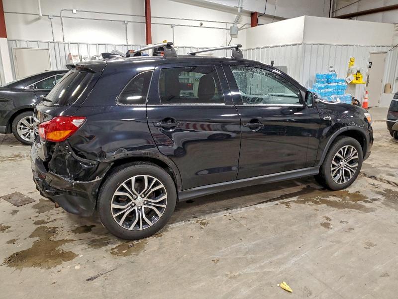JA4AR3AU0JU017026 - 2018 MITSUBISHI OUTLANDER ES BLACK photo 3