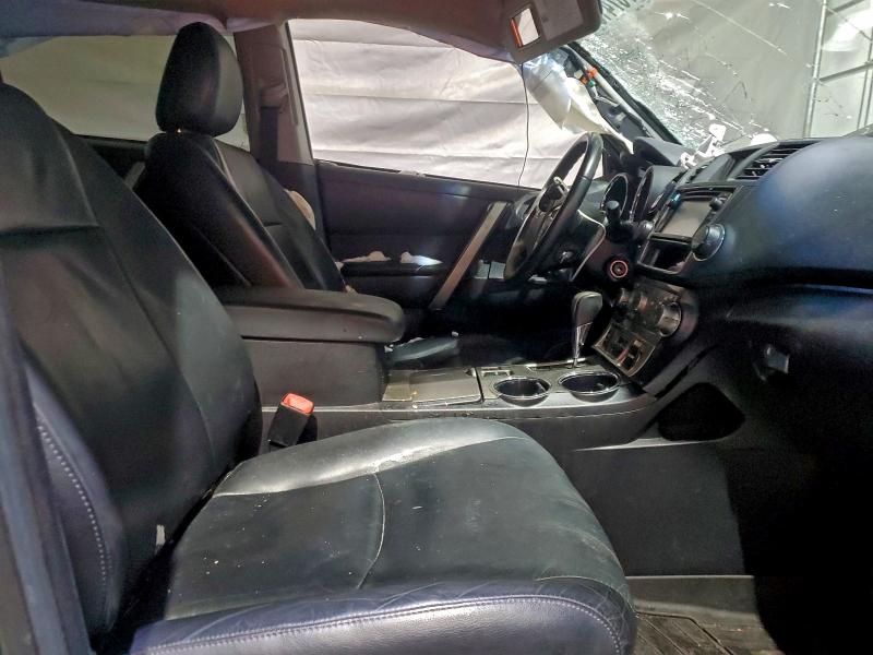 5TDBK3EH4DS265929 - 2013 TOYOTA HIGHLANDER BASE Մոխրագույն լուսանկար 7