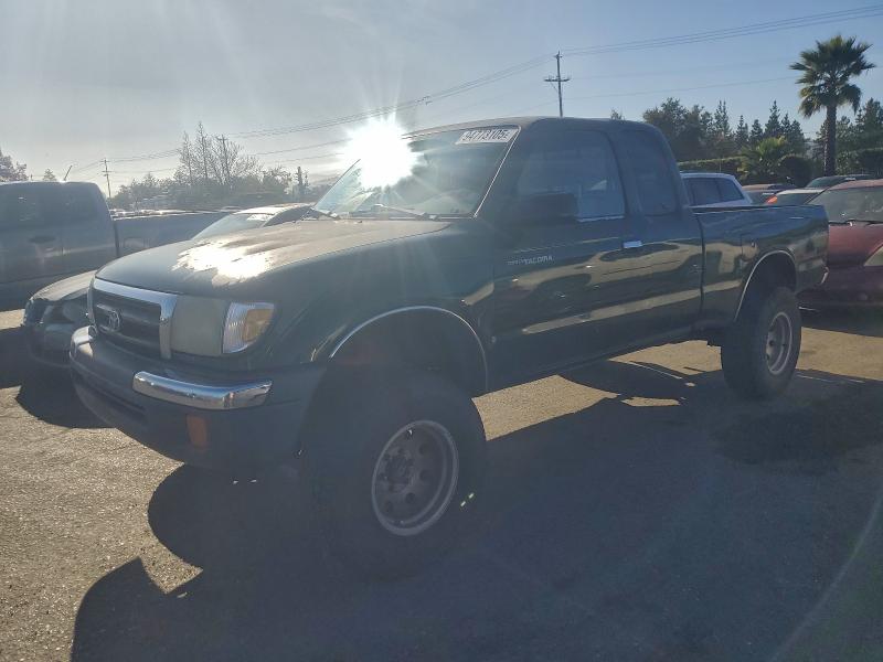 2000 TOYOTA TACOMA XTRACAB, 