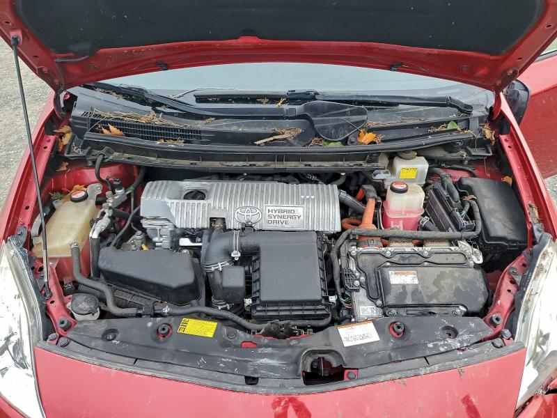 JTDKN3DU9F1937098 - 2015 TOYOTA PRIUS RED photo 11