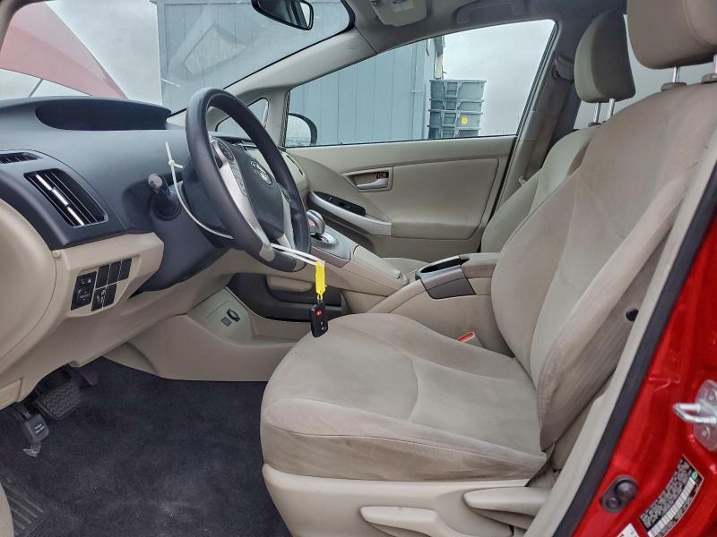 JTDKN3DU9F1937098 - 2015 TOYOTA PRIUS RED photo 7